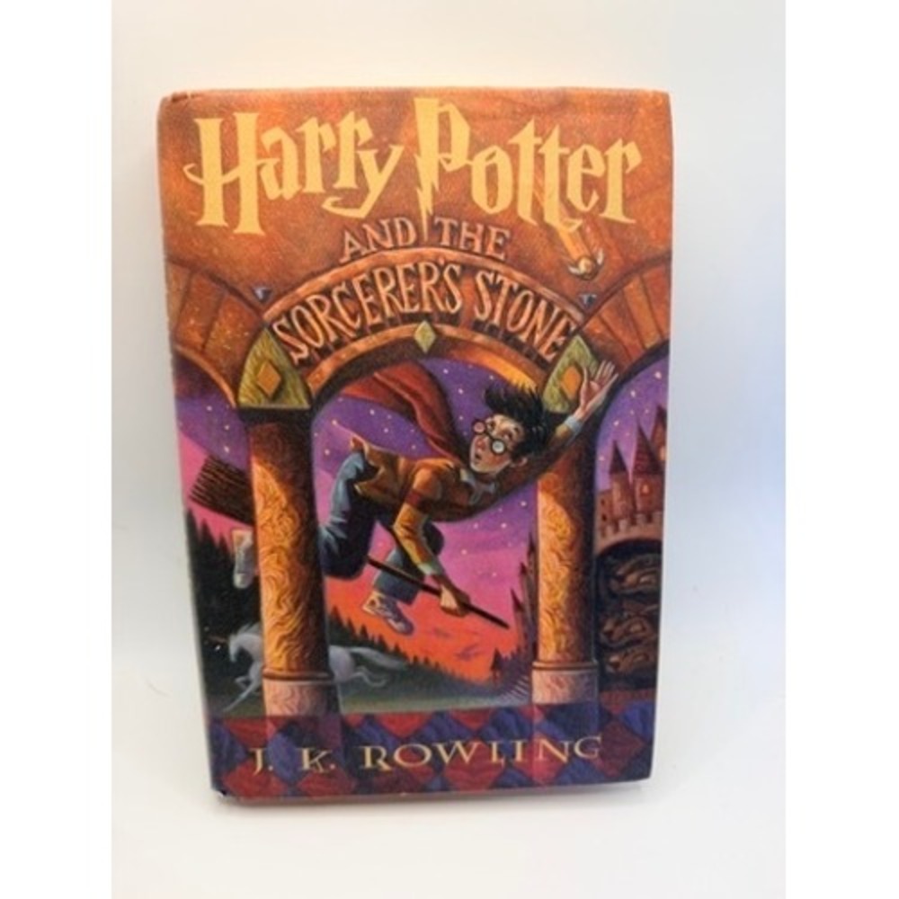 Harry Potter and the Sorcerer's Stone Hardcover J.K. Rowling Scholastic 1998